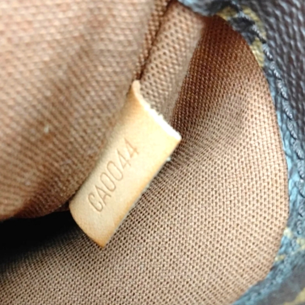 ✨️🔥Authentic EUC Louis Vuitton Pochette Monogram Gange Bumbag - Picture 10 of 15